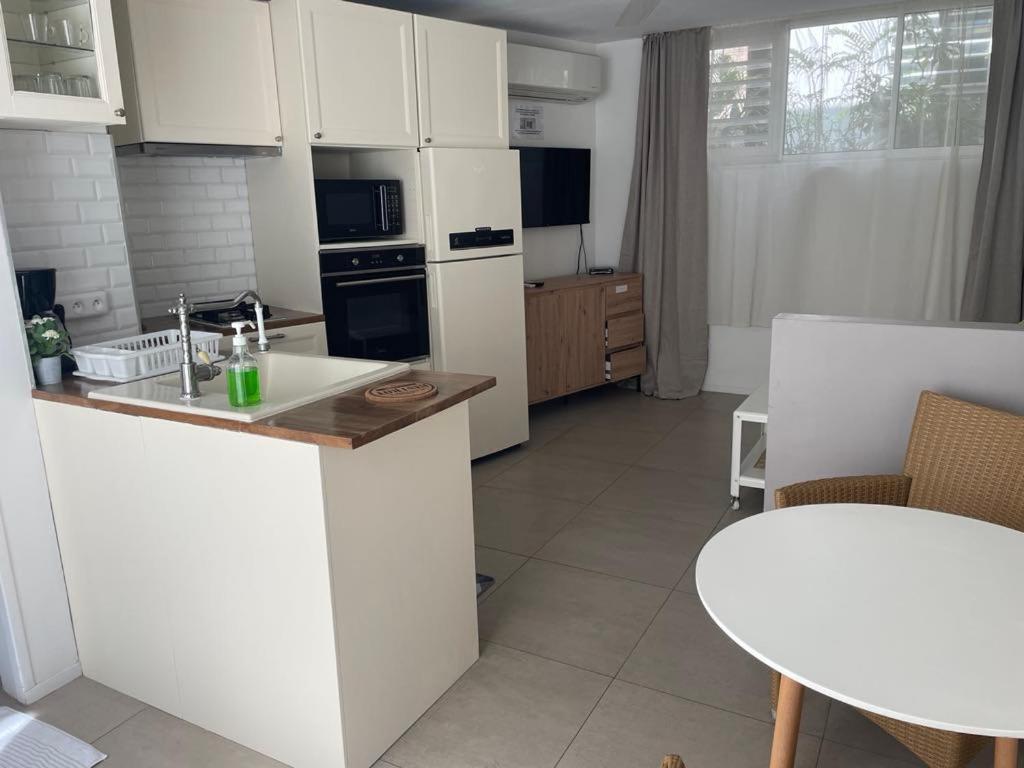 Studio Confort Avec Piscine Et Vue Tahiti Punaauia 외부 사진